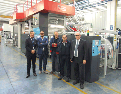 Da sinistra/From the left: Paolo Nascimbeni AMS Europe, Marco Mastandrea Flint Inks Italy, Moreno Melegatti, Uteco Printing Department Manager, Pino De Gradi, La Gerunda Managing Director, Davide Cucinella, Uteco Chief Marketing Officer