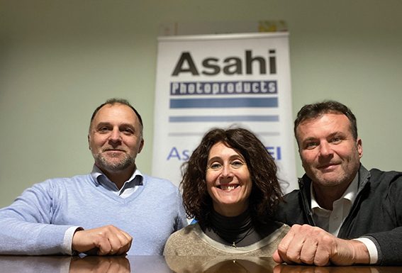 Asahi Photoproducts Italia celebrates 40 years of presence on the market under the motto “You Are Not Alone”