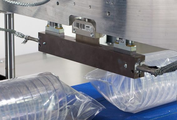 Hugo Beck: soluzioni flowpack per applicazioni medicali e packaging farmaceutico