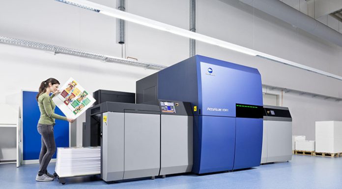 AccurioJet KM-1e ottiene la certificazione di disinchiostrazione per carta non patinata