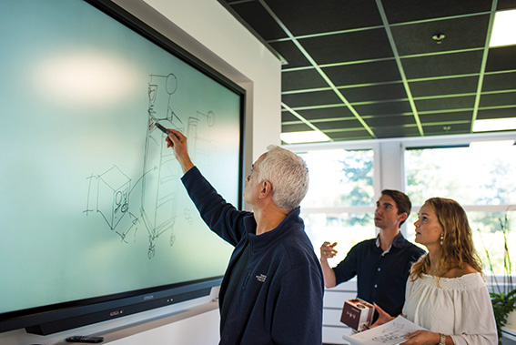 Smurfit Kappa presents “totheweb display”, the intelligent display in corrugated cardboard