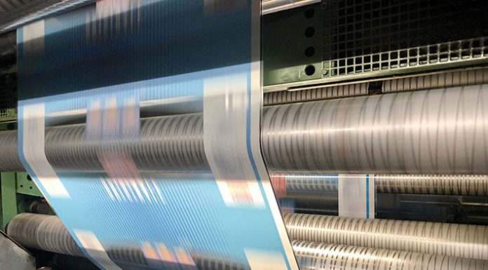 “Non ci fermiamo perché produciamo imballaggi per alimenti e medicine”