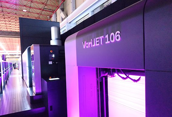 Con la VariJET 106 la stampa digitale in formato B1 degli astucci pieghevoli diventa realtà