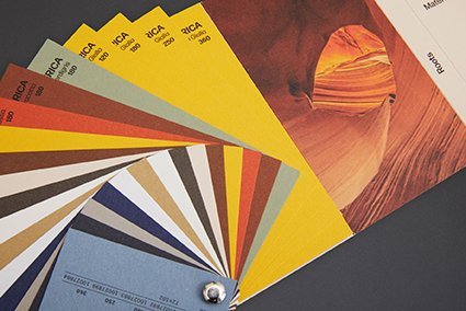 Fedrigoni Materia Viva: carte sostenibili di qualità con alto contenuto di materiale riciclato e fibre naturali