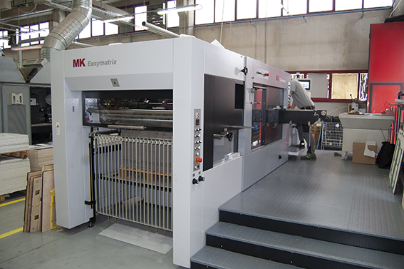La Grafica srl sempre più focalizzata sulla cartotecnica con la nuova fustellatrice MK Easymatrix