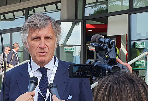 MIAC: il costo dell’energia minaccia l’economia circolare mentre la competitività dell‘industria cartaria è a rischio dumping ambientale