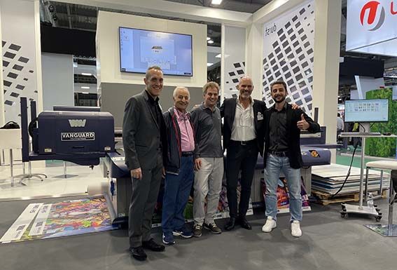 Installata da Pubblialba la prima stampante Vanguard VR6D – HS sul mercato italiano