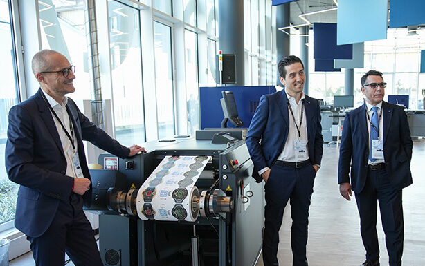 Konica Minolta presenta AccurioLabel 400 destinata ai mercati di fascia medio alta