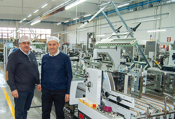 Cartotecnica Rigon festeggia i 60 anni di attività con una nuova piegaincolla Diana Smart 115 C