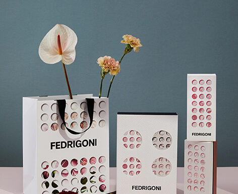 Fedrigoni rivoluziona la gamma Imitlin: nuovi colori, goffrature e finiture per il packaging di lusso Fedrigoni-Imitlin