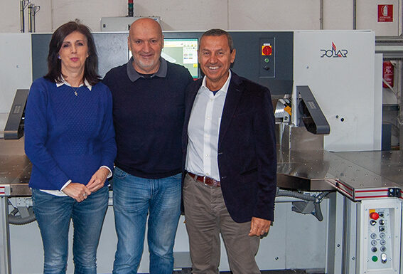 Legatoria Ellecibi: precision in cutting is everything Titolari Legatoria Ellecibi e Lorenzo Ariberti