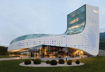 Durst presenta a Viscom, in anteprima mondiale, la P5 X – Pad. 8 Stand F09-G20 durst