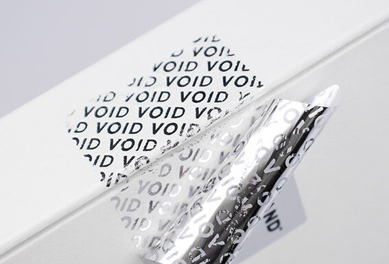 Massima comunicazione nel minimo spazio – un’analisi delle etichette multistrato